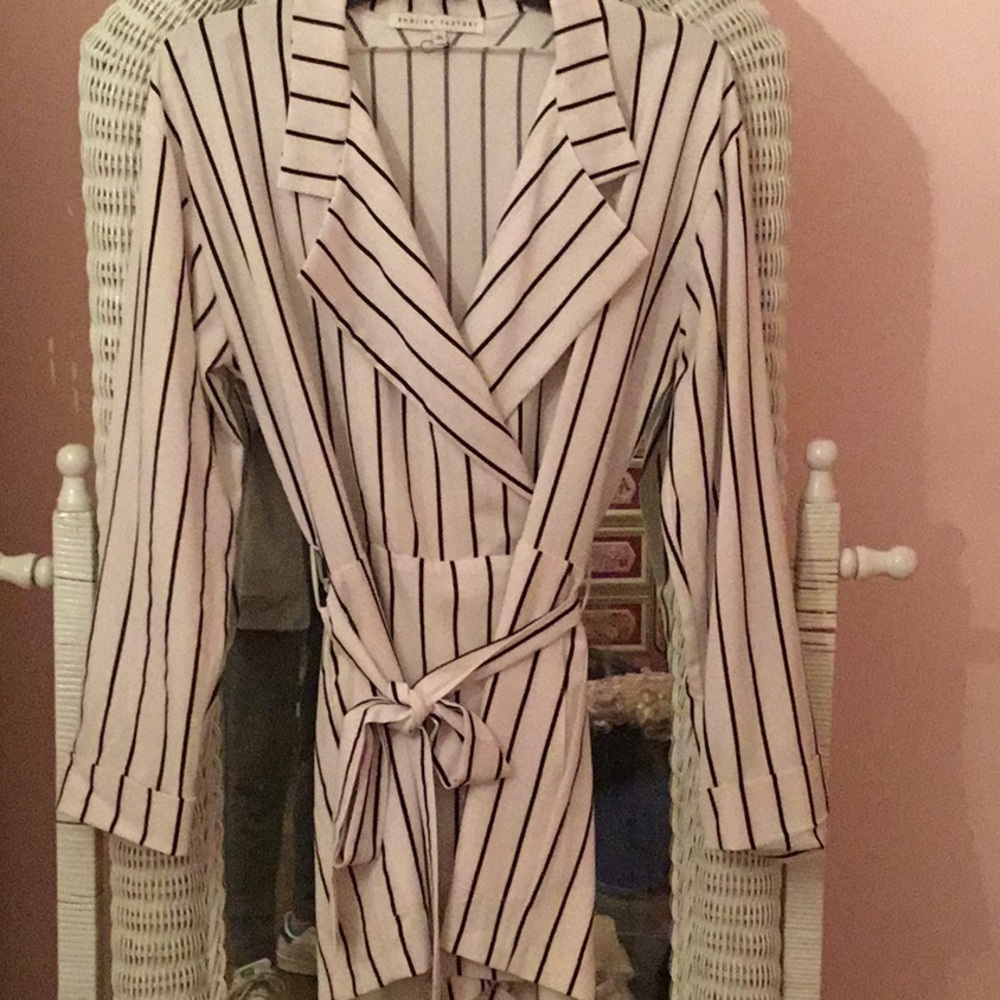 ENGLISH FACTORY STRIPE ROMPER. - Picture 2 of 4